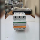 MCB / Miniature Circuit Breaker Domae Schneider 3P 16 A 2