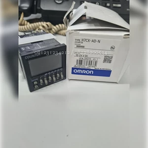 Digital Counter Omron / Digital Counter Omron H7CX-AD-N 999999 24 Vdc 