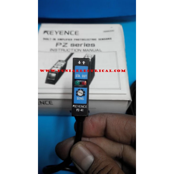 Keyence Digital Laser Sensor LV- 21A Photoelectric Switches LV- 21A Keyence