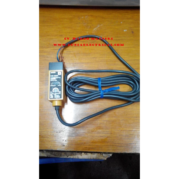 Photoelectric Switch Omron E3S-5DE4
