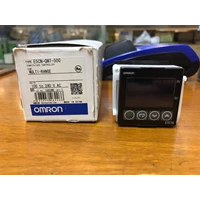 Omron E5CN QMT 500 Temperature Controller Switch Omron E5CN QMT 500 