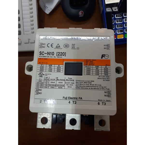 Magnetic Contactor SC-N10 220V  Fuji