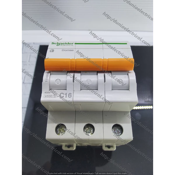 MCB / Miniature Circuit Breaker DOMAE 3P 16A SCHNEIDER ELECTRIC 