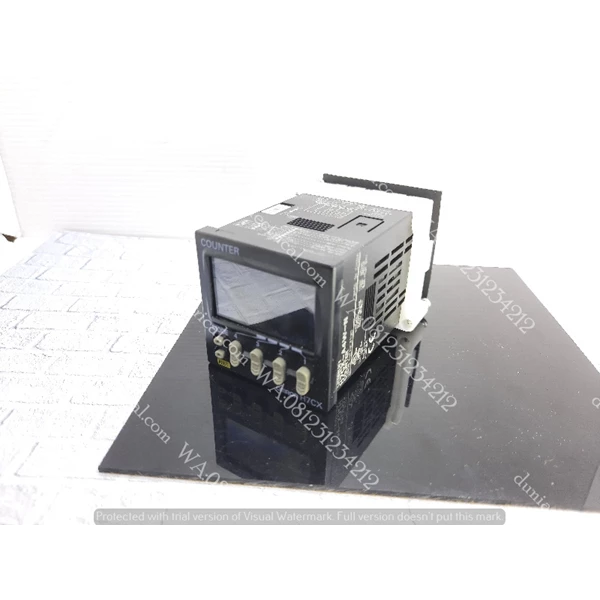 Omron H7CX -A4W-N Omron TImer Counter H7CX -A4W-N 