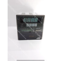Yamatake SDC21 C210DA00101 Azbil Temperature Controller SDC21