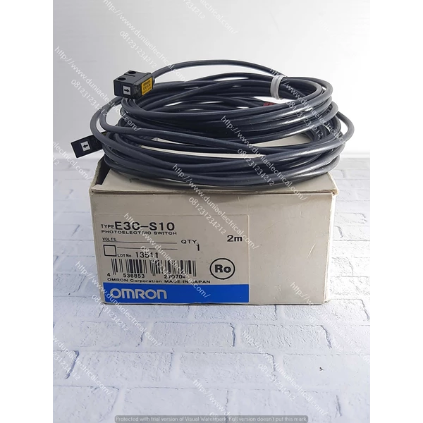 PHOTOELECTRIC SWITCH OMRON  E3C-S10 