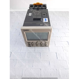  Timer Digital  Omron H5CZ-L8 220 Vac 