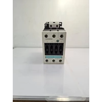 Magnetic Contactor AC SIEMENS 3RT1035-1ABOO 24 V 50 HZ